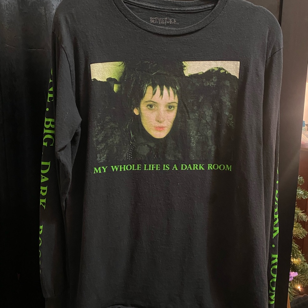 Winona ryder beetlejuice longsleeve